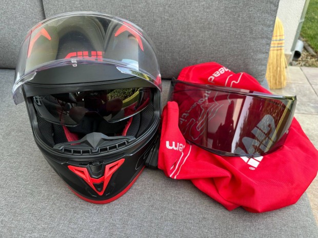 Givi 50.9 sisak L-es méretben+Freedconn T-max+dupla plexi+pinlock