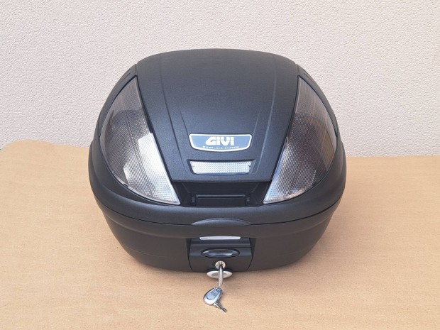 Givi E370NT hátsó túradoboz