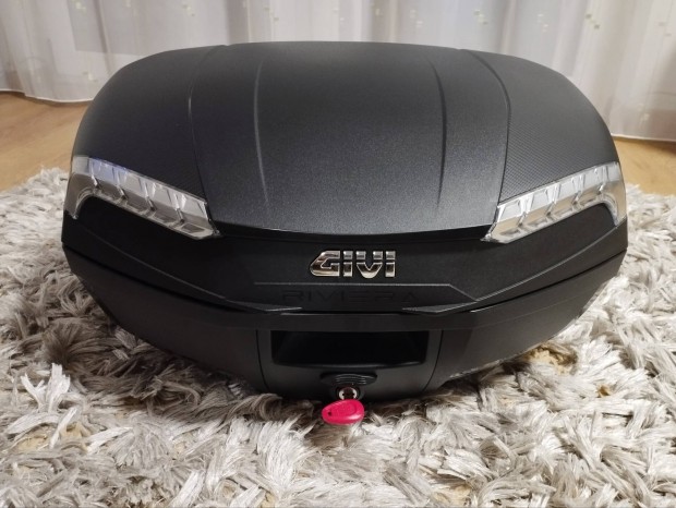 Givi E46NT Riviera monolock doboz platnival 