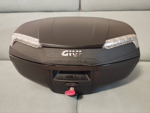 Givi E46NT Riviera monolock doboz platnival j