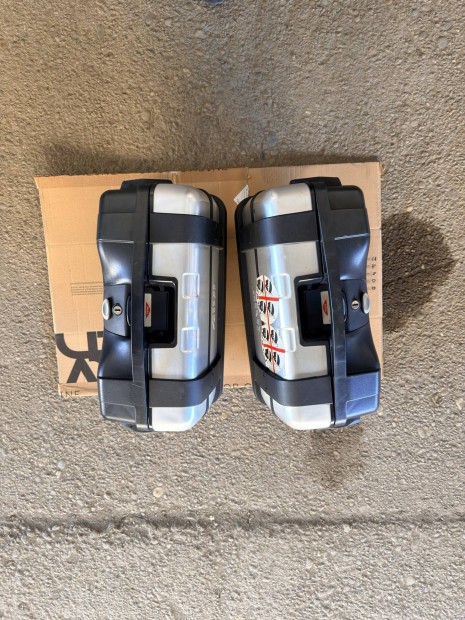 Givi Trekker doboz garnit�ra