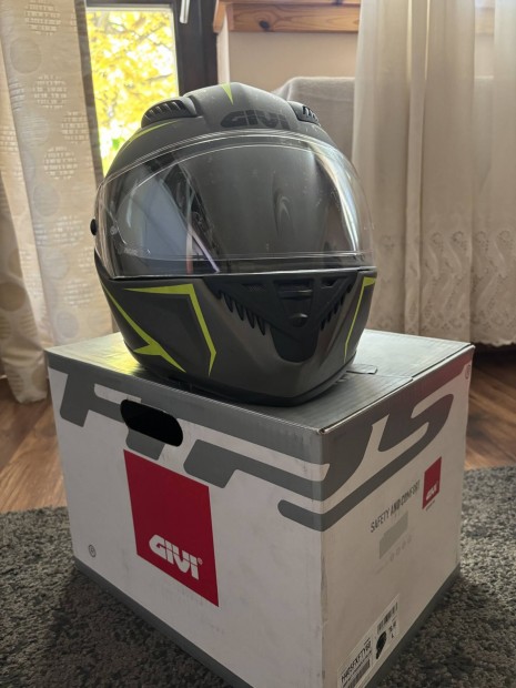 Givi X-Fiber motora sisak