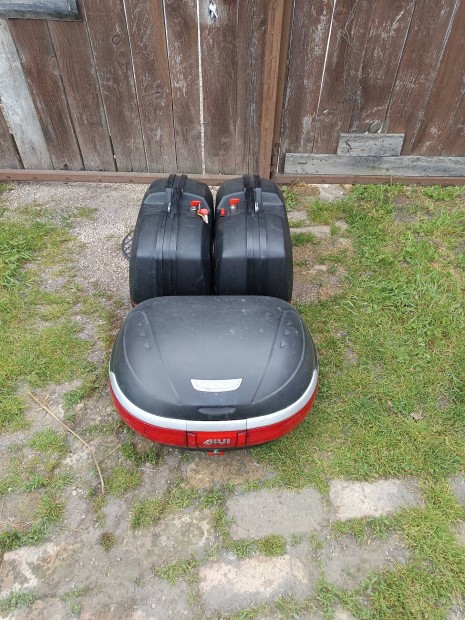 Givi doboz szett eladó