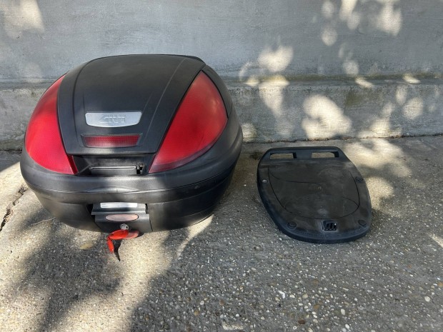 Givi motoros doboz