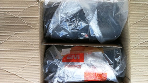 Givi oldaldoboz 1pr tra doboz