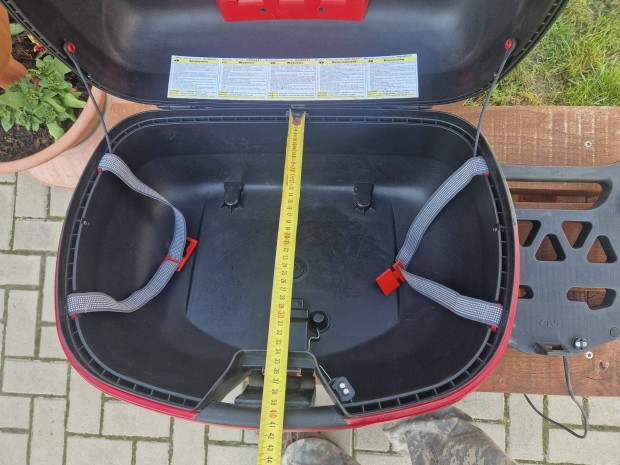 Givi pótféklámpás topcase tartóval