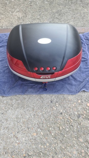 Givi v46 motor doboz.