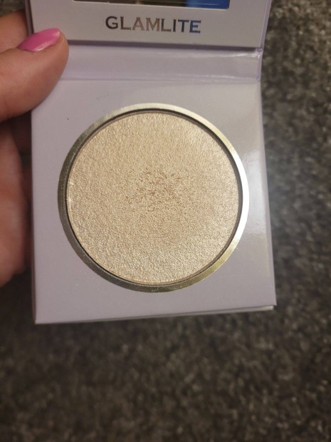 Glamlite highlighter