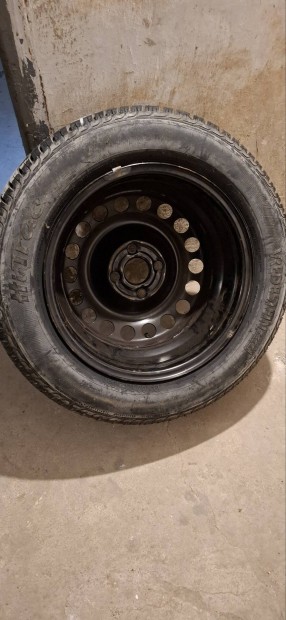Gm R15 lemezfelni gumival, 6Jx15H2 ET49 4x100 1db