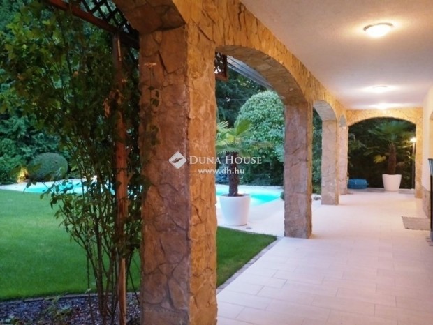 G�di 426 nm-es h�z elad�