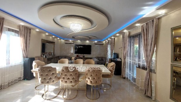 G�d�ll�i 160 nm-es h�z elad�