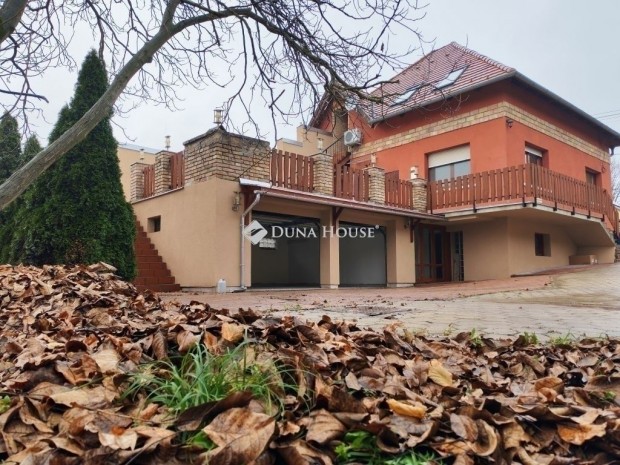 G�d�ll�i elad� 148 nm-es h�z