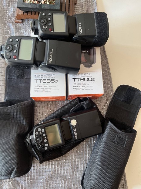 Godox ttl 685, 600