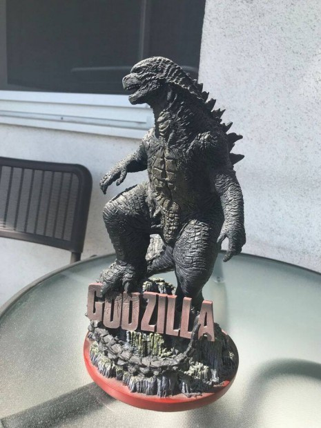 Godzilla szobor