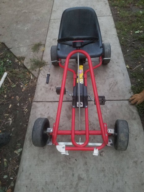 Gokart elad!