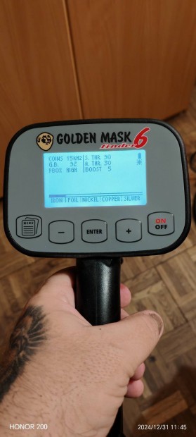 Golden mask 6 fmkeres