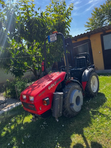 Goldoni base 20 traktor