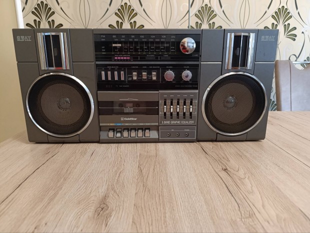 Goldstar TSR-850 Boombox 