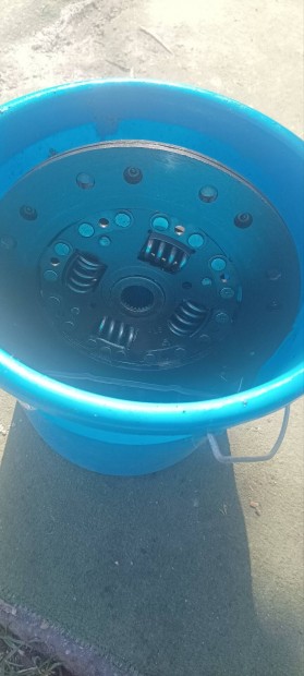 Golf 1 kuplungt�rcsa