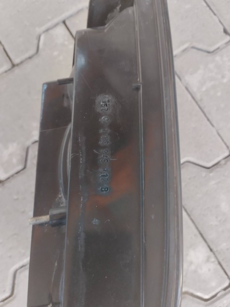 Golf 3 hátsó jobb lámpa Hella