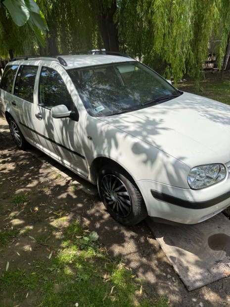 Golf 4 elad