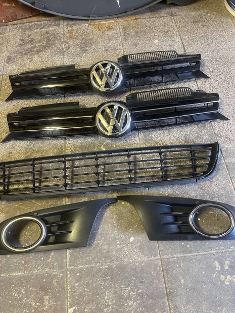Golf 6 diszrácsok