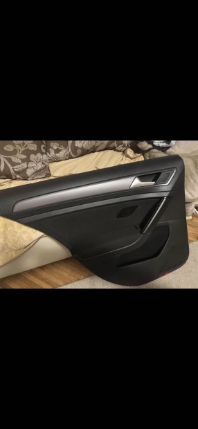 Golf 7 ajtókárpit.
