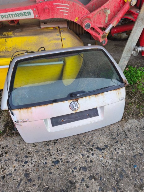 Golf IV vari�nst csomagt�r ajt�