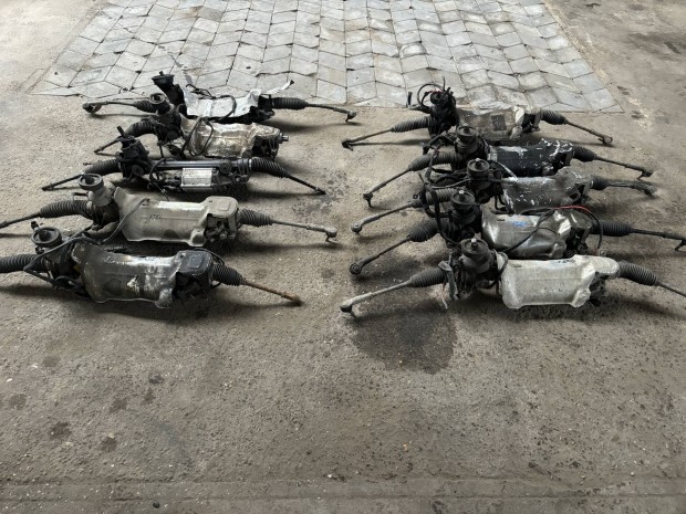 Golf Passat Touran Caddy Audi A3 Octavia Leon Toledo korm�nym� 