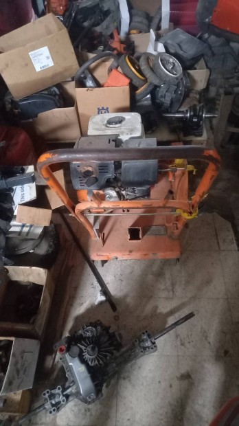 G�lz FS 170S aszfaltv�g� Honda Gx390 motorral