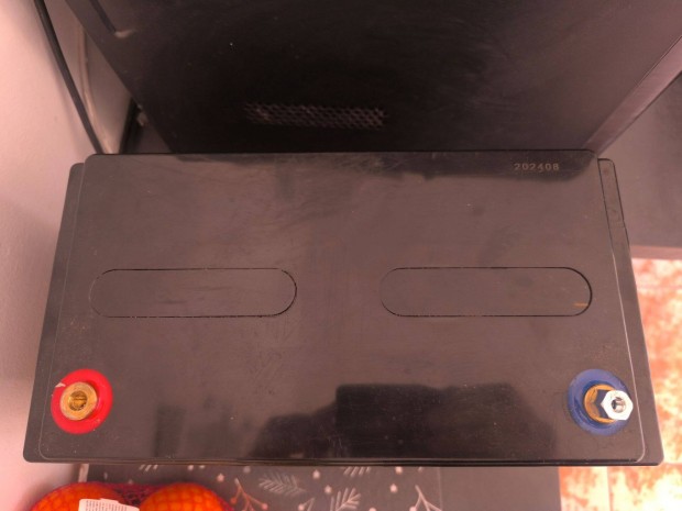 Gondoz�smentes Akkumul�tor elad�