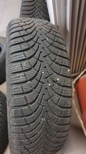 Good Year 205/55R16 H UG9 Ultra Grip9 tli gumi elad