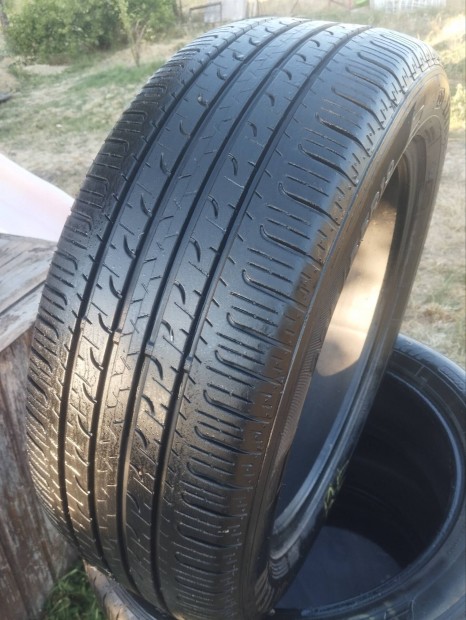 Good Year 225 55 R19