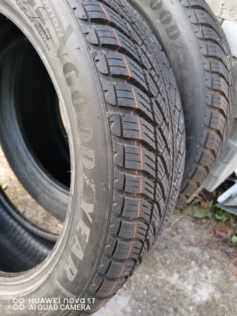 Good Year 245/45 R18 tligumi 