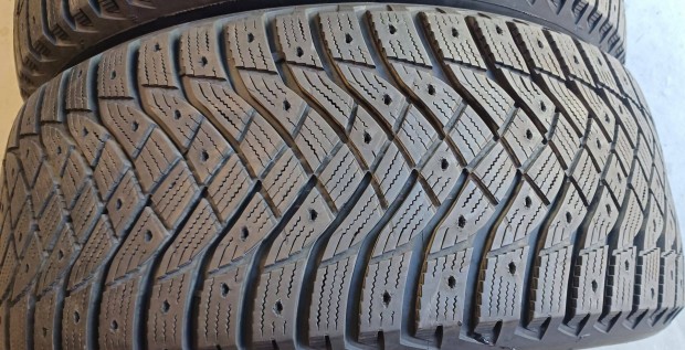 Good/Year Ultragrip Arctic2 245/45 R19 téli gumik 120e./4db.9,5mm