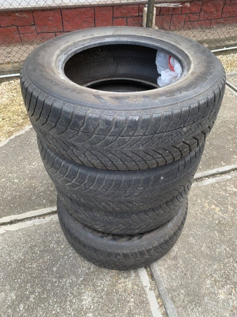 Good Year Ultragrip, SUV 4x4, 245 65 R17, DOT 3212