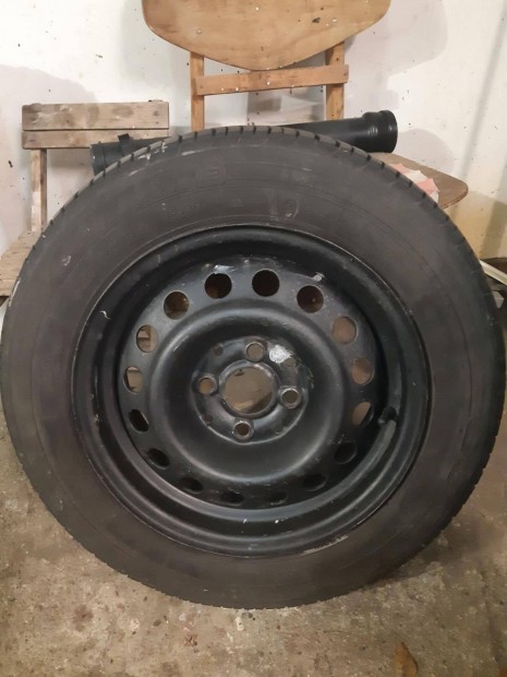 Good Year nyri gumi elad!