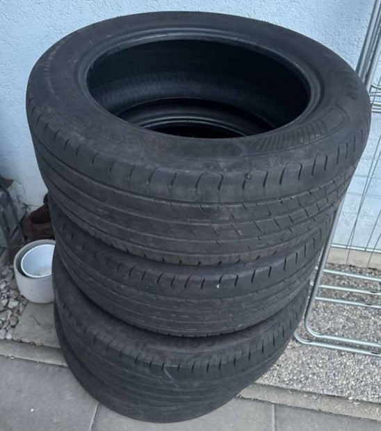 Good Year nyárigumi 225/55r17