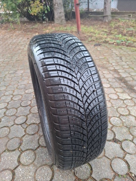 Good year 185/60 R 15 4 vszak (4 db)