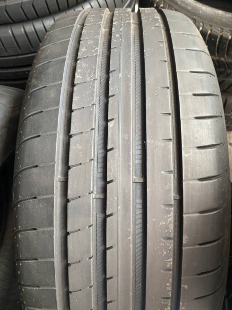 Good year 235/45 r19 nyári gumi újszerű 235/45r19