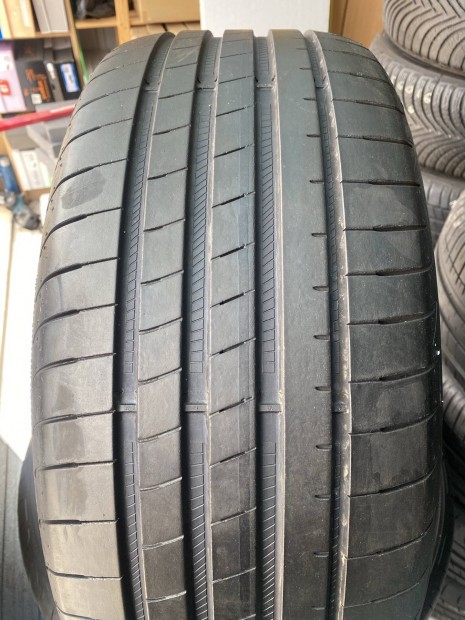 Good year 245/45 r18 nyári gumi garnitúra 245/45r18