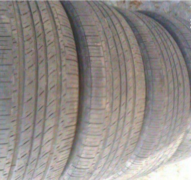 Good year nyri autgumi 4 db egyben 215/65 R16