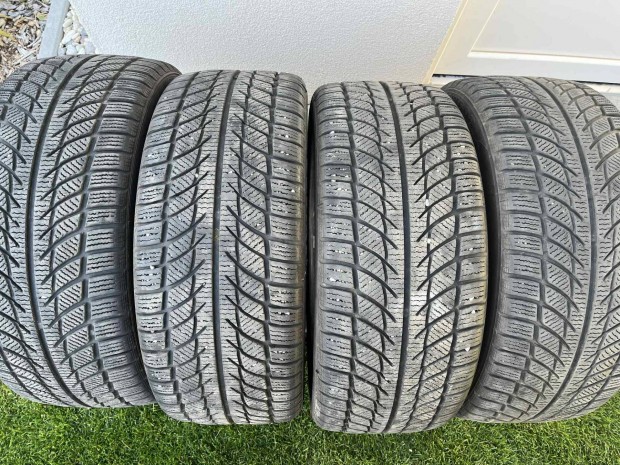 Goodride SW608 téli gumi 235/45 R17 97H