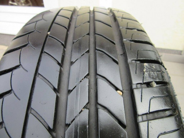 Goodyear 185/65 R 15 nyárigumi eladó