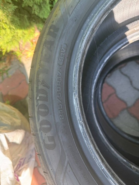 Goodyear 215/50 R17 91V 4db nyári gumi eladó