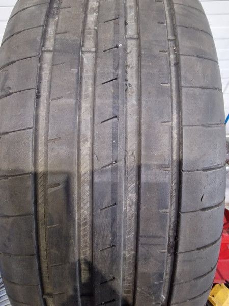 Goodyear 245/40R19 ASYMETRIC3 5mm DOT20 hasznlt gumi HG13886 nyri