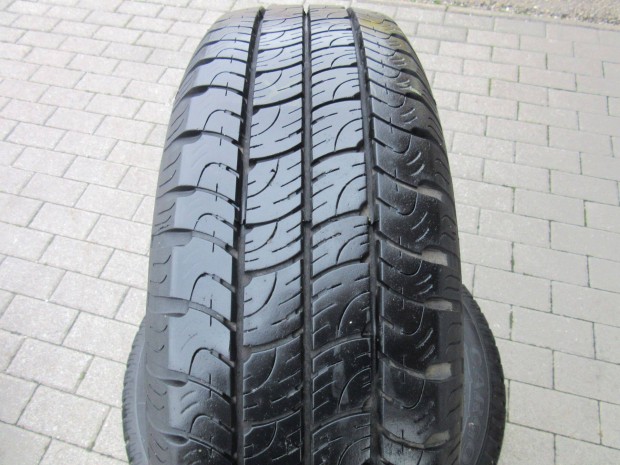 Goodyear Cargo Marathon 195/60 R16C nyri gumi elad