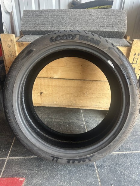 Goodyear Eagle F1