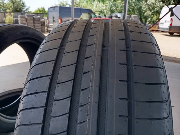 Goodyear Eagle F1 Asymmetric 5 MO XL 2db 225/40 R19 93Y 2db 255/35 R19