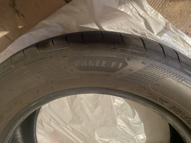 Goodyear Eagle F1 Asymmetric 5 (4db) , 235/55 R18, 4500 km-t futott!